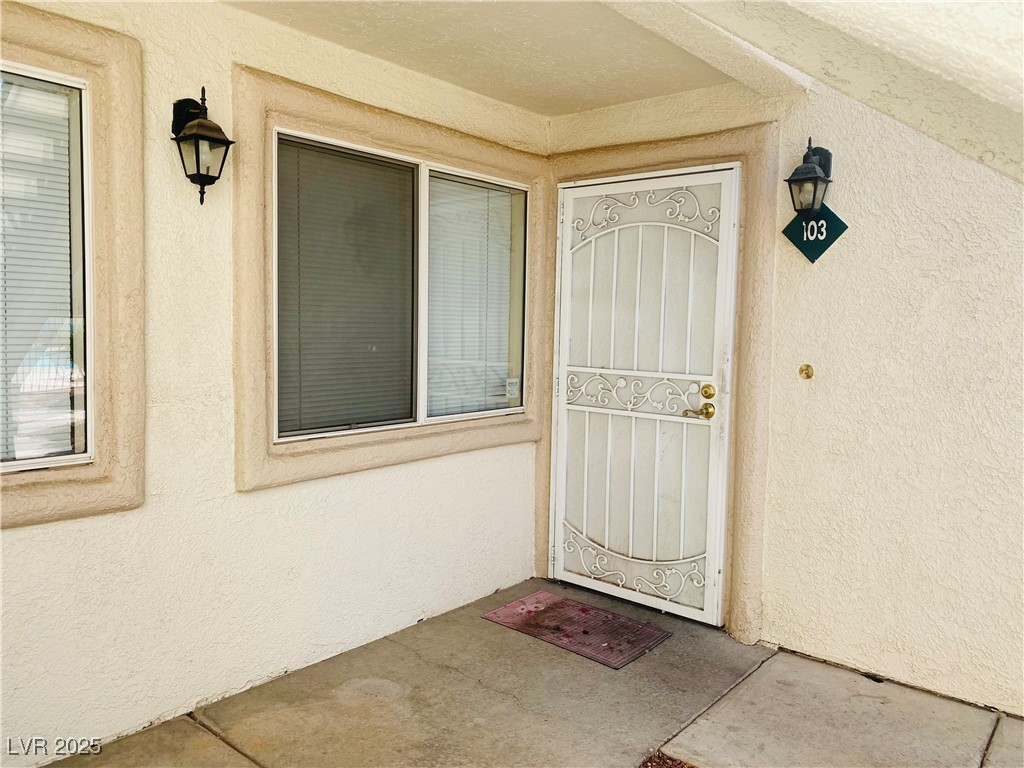 717 Wheat Ridge Lane 103 Property Photo 4