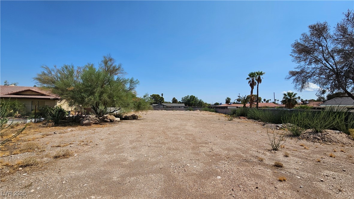 Le Mann Property Photo 3