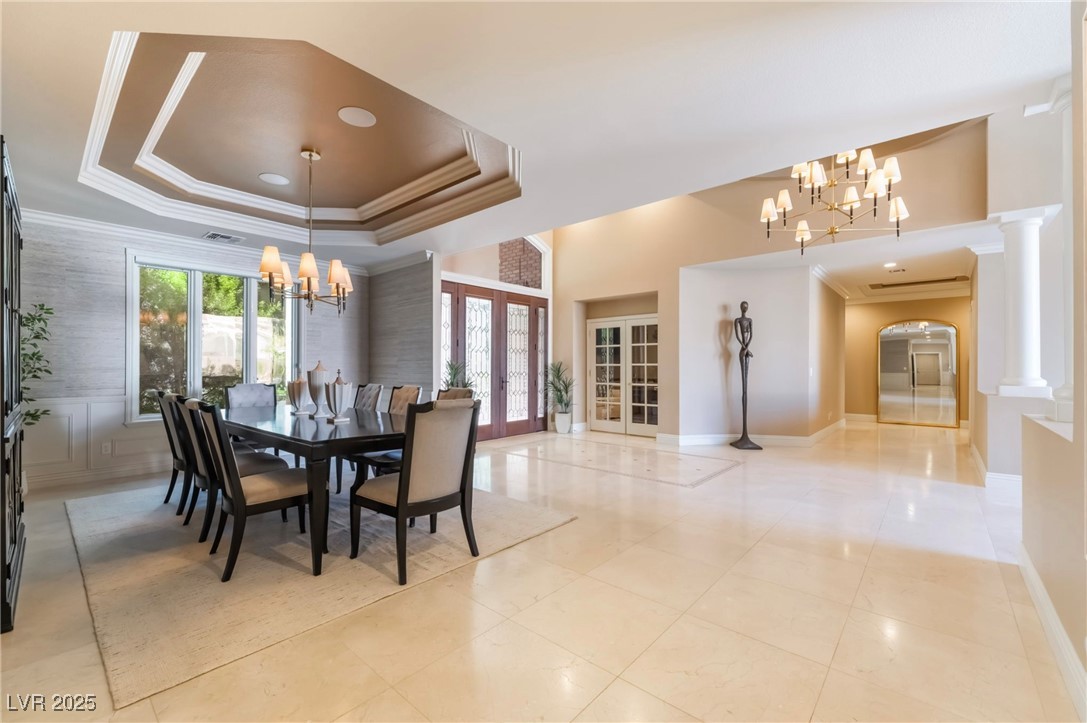 2335 Dolphin Court Property Photo 10