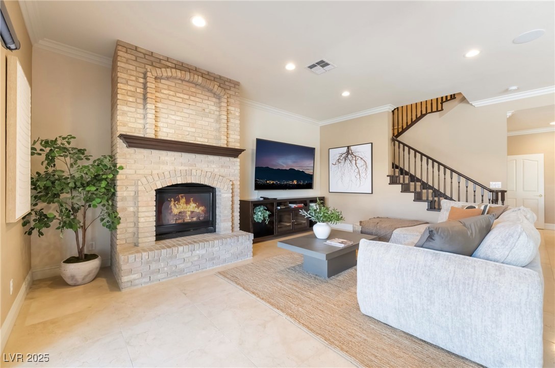 2335 Dolphin Court Property Photo 30