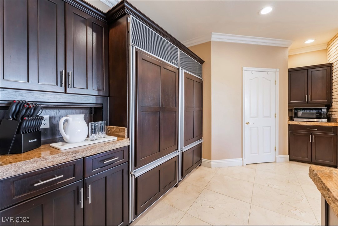 2335 Dolphin Court Property Photo 35