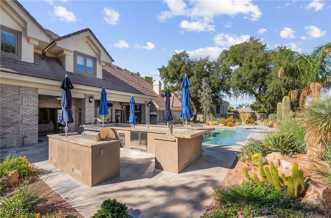 2335 Dolphin Court Property Photo 76