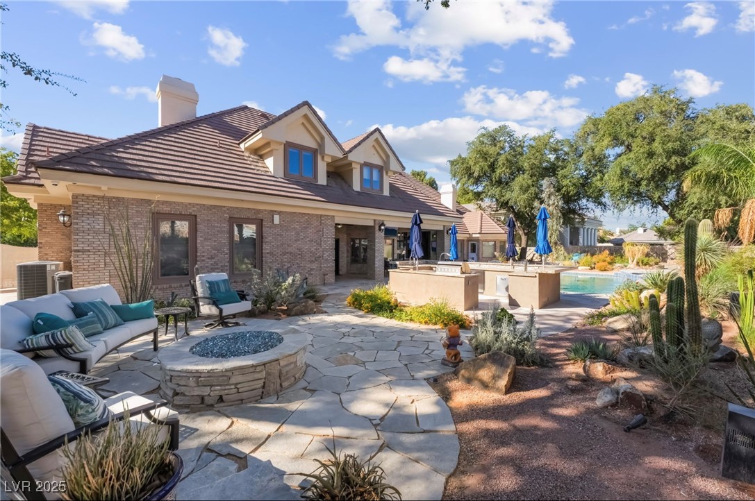 2335 Dolphin Court Property Photo 79