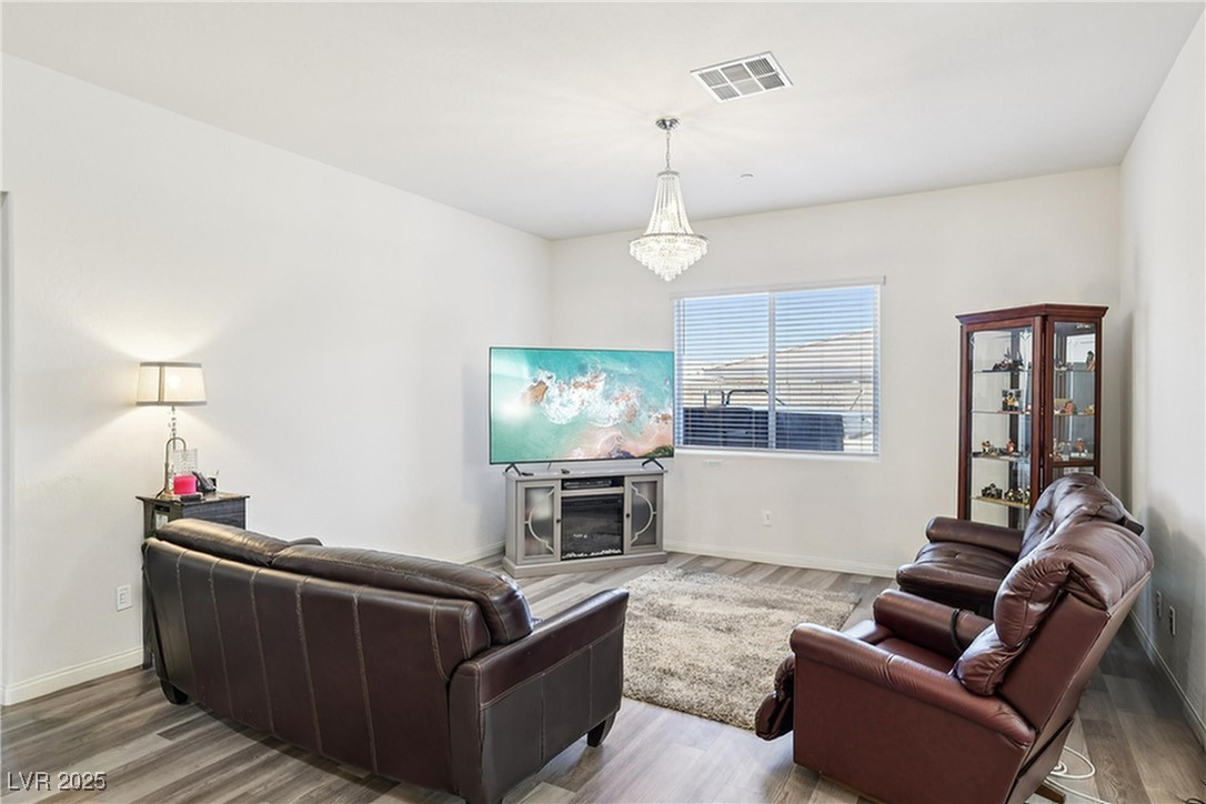 335 Silva Place Property Photo 5