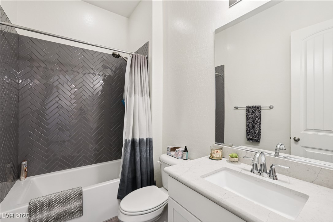 335 Silva Place Property Photo 18