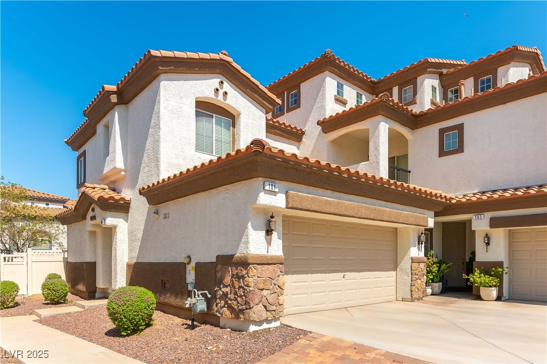 1109 Tropical Star Lane 1 Property Photo 1