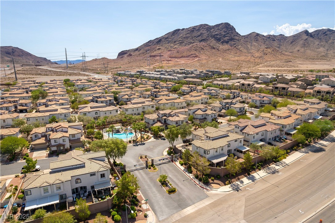 1109 Tropical Star Lane 1 Property Photo 2