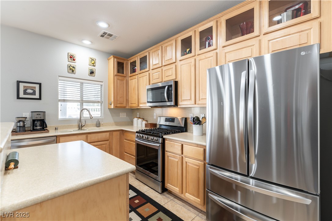 1109 Tropical Star Lane 1 Property Photo 8