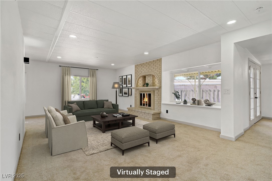 153 Sir Thomas Drive Property Photo 2