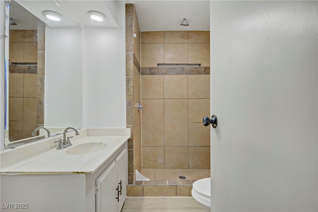 153 Sir Thomas Drive Property Photo 13