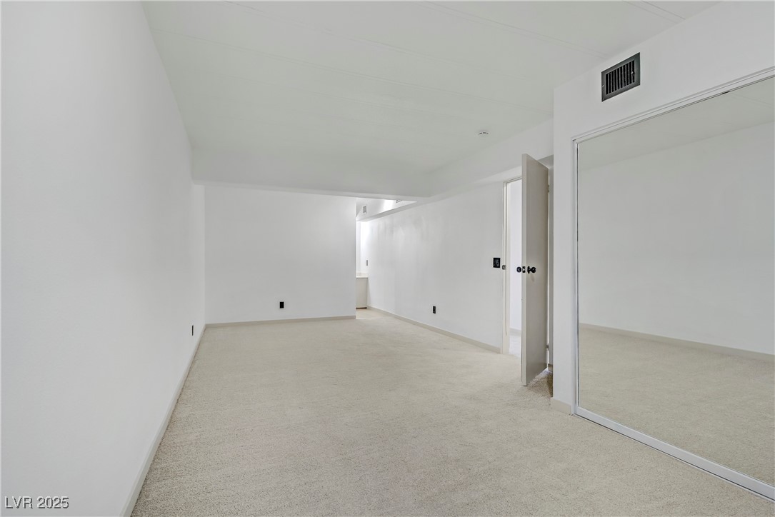 153 Sir Thomas Drive Property Photo 15
