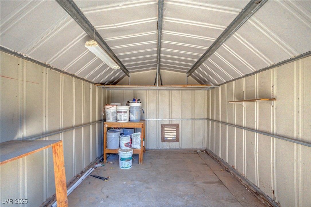 153 Sir Thomas Drive Property Photo 34