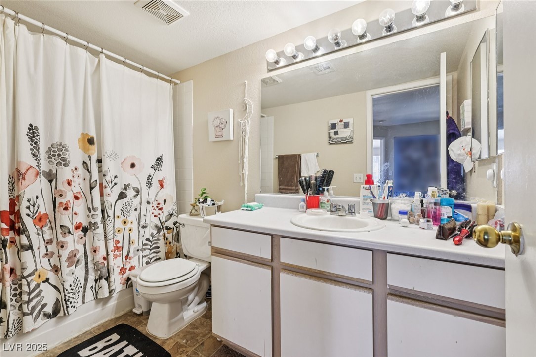 2300 East Silverado Ranch Boulevard 2161 Property Photo 20