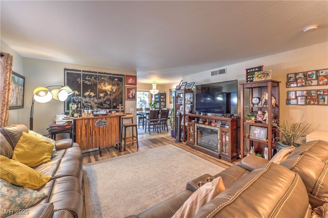 8056 Cimarron Ridge Drive 101 Property Photo 7