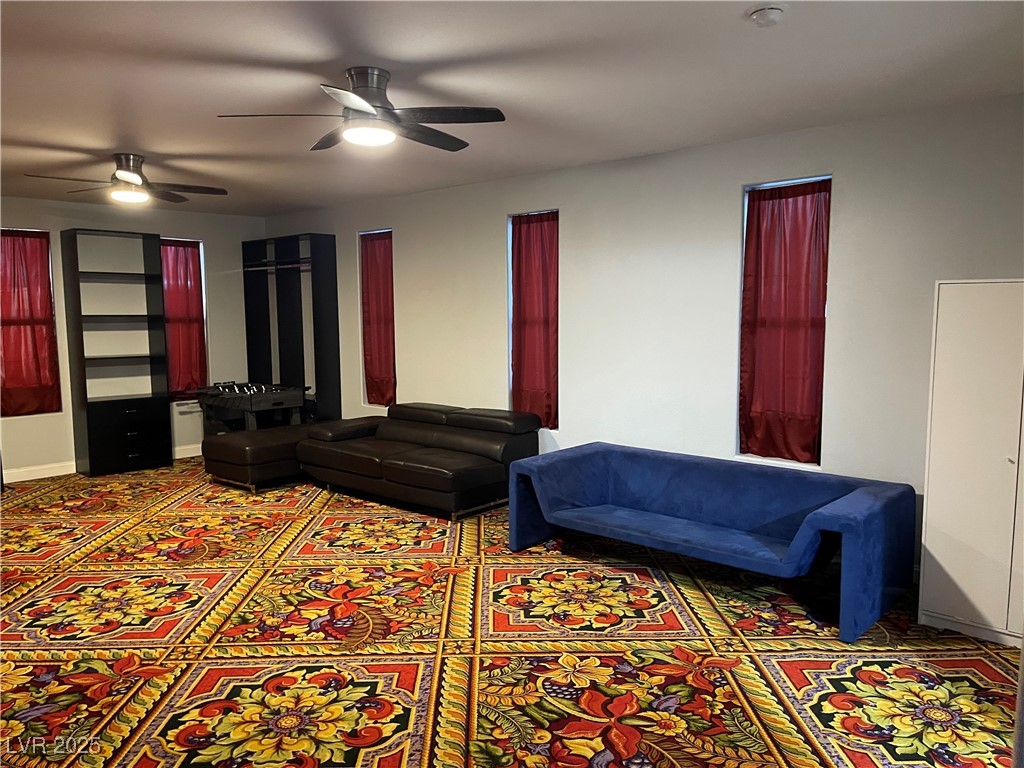 6480 West Oquendo Road Property Photo 19