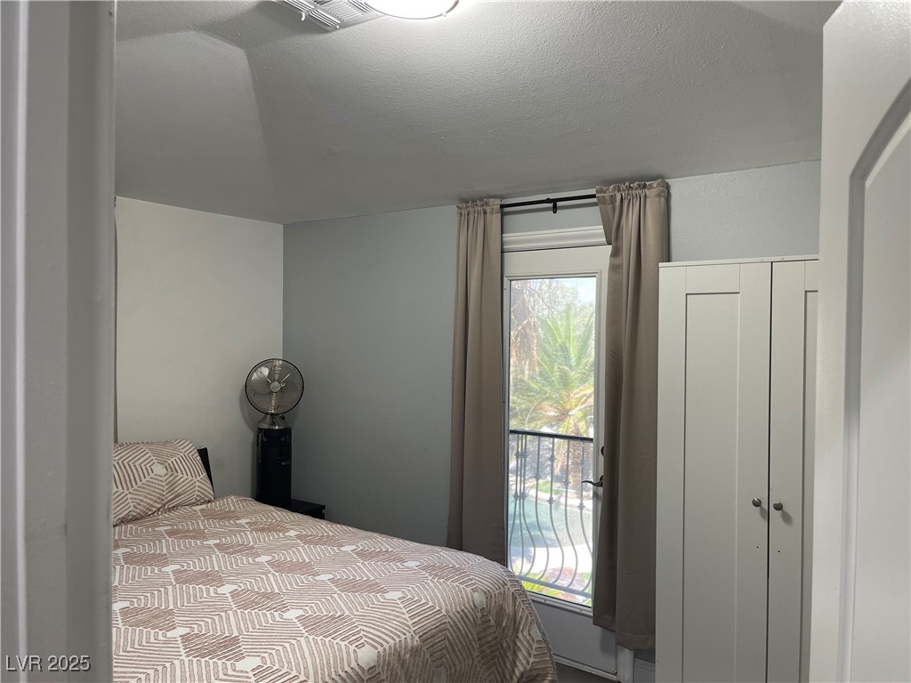 6480 West Oquendo Road Property Photo 33