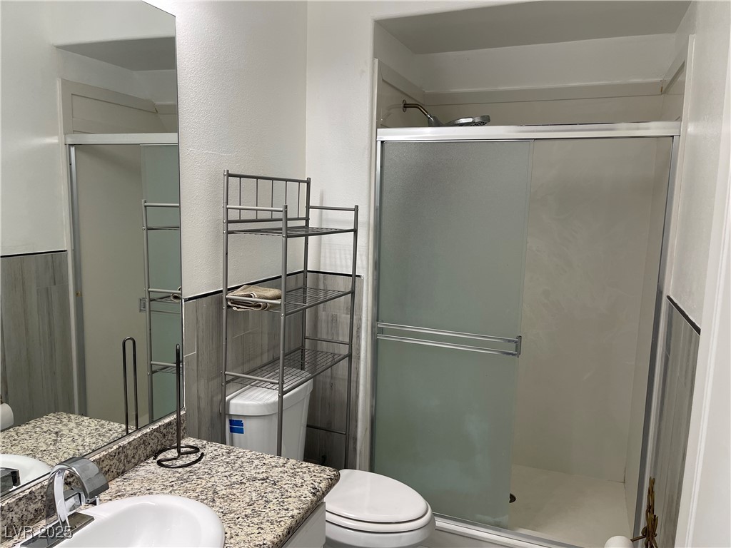 6480 West Oquendo Road Property Photo 34
