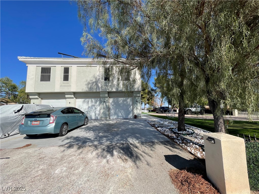 6480 West Oquendo Road Property Photo 50