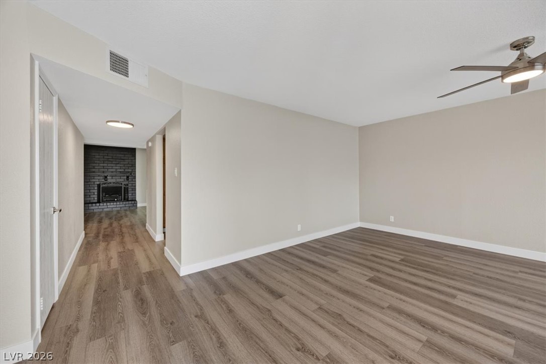 809 Peacock Court Property Photo 8