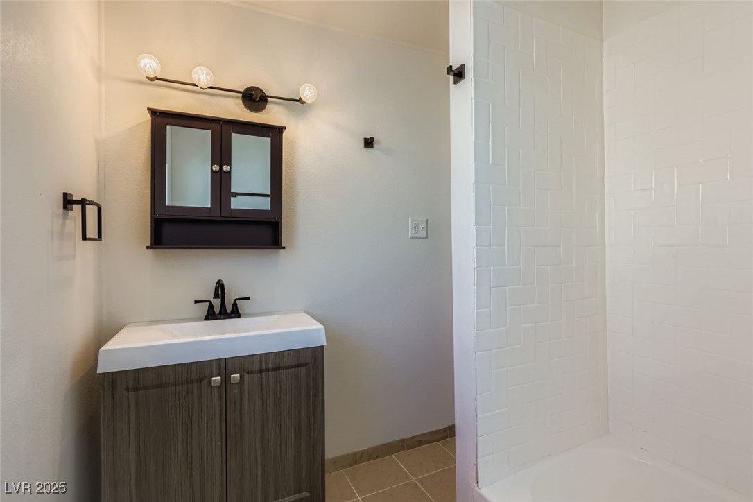 663 D A Property Photo 12