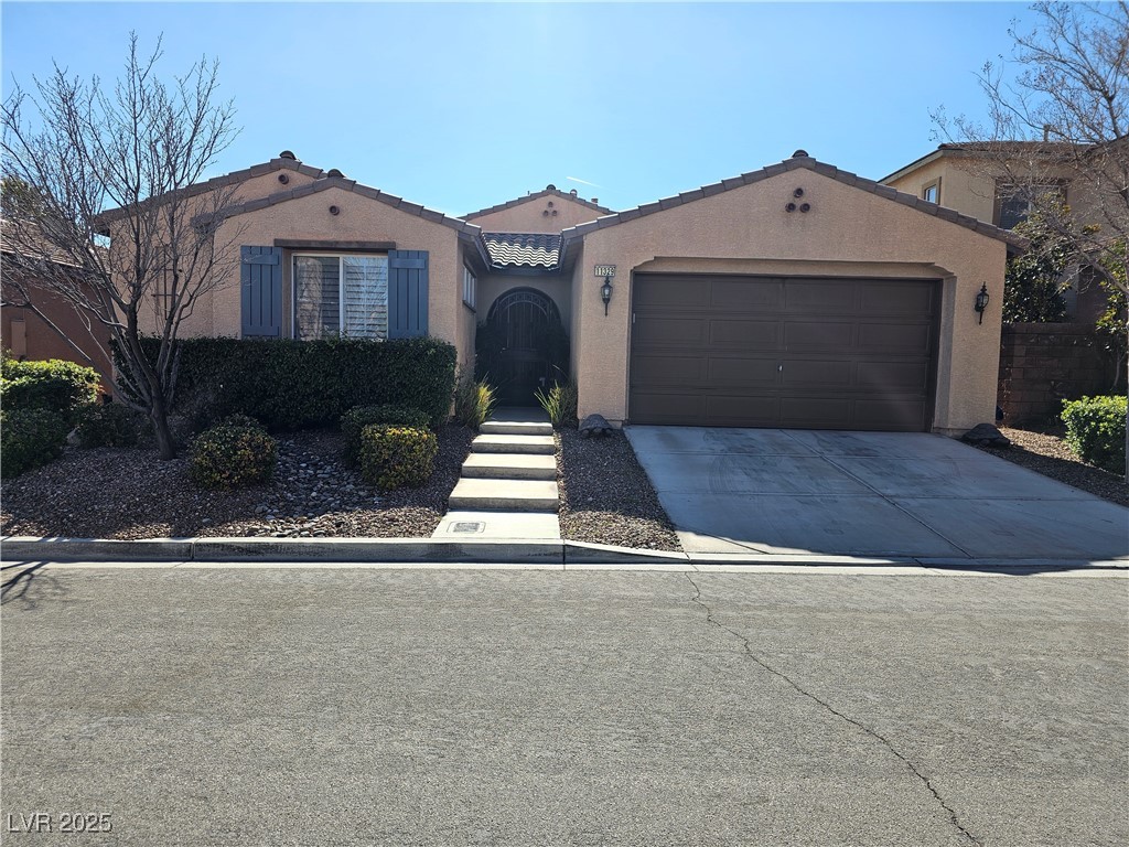 11329 Hedgemont Avenue Property Photo 1
