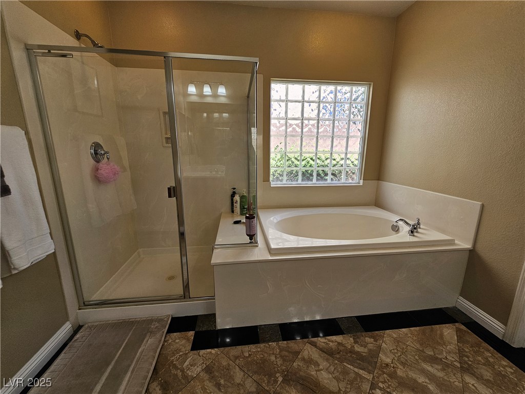 11329 Hedgemont Avenue Property Photo 16