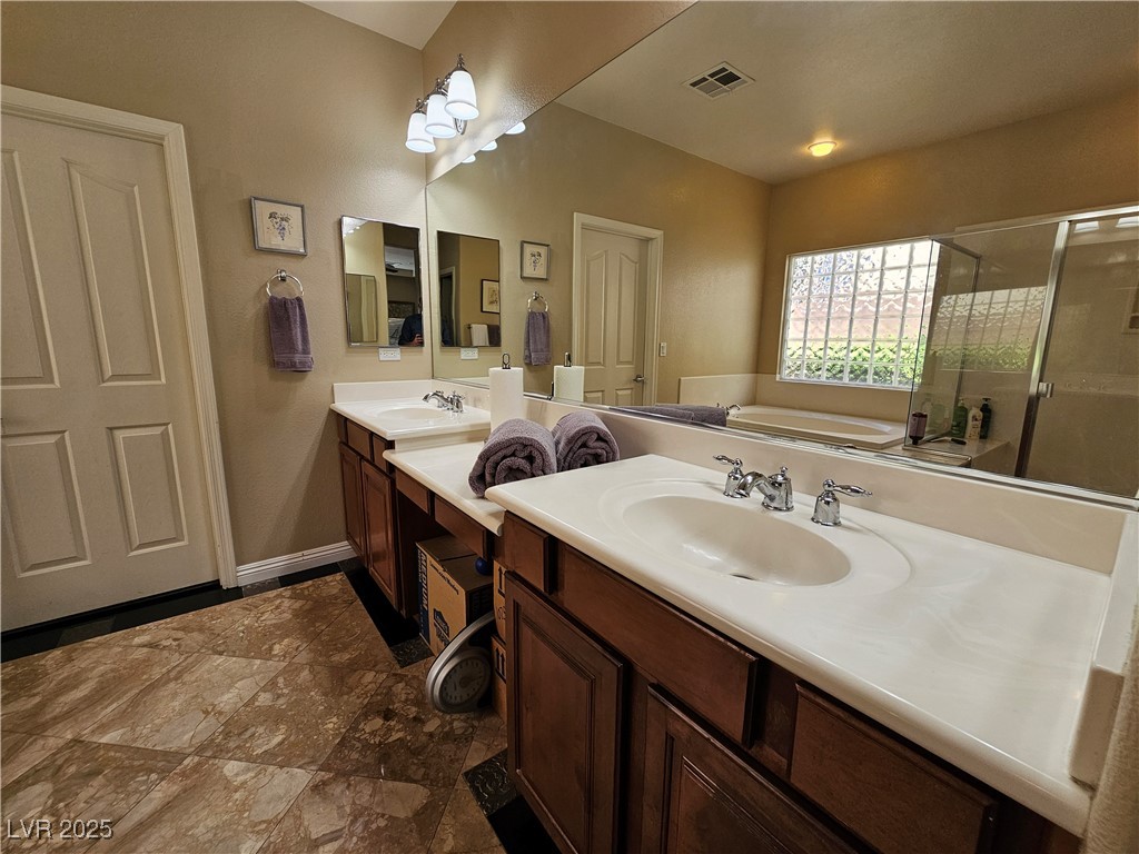 11329 Hedgemont Avenue Property Photo 17