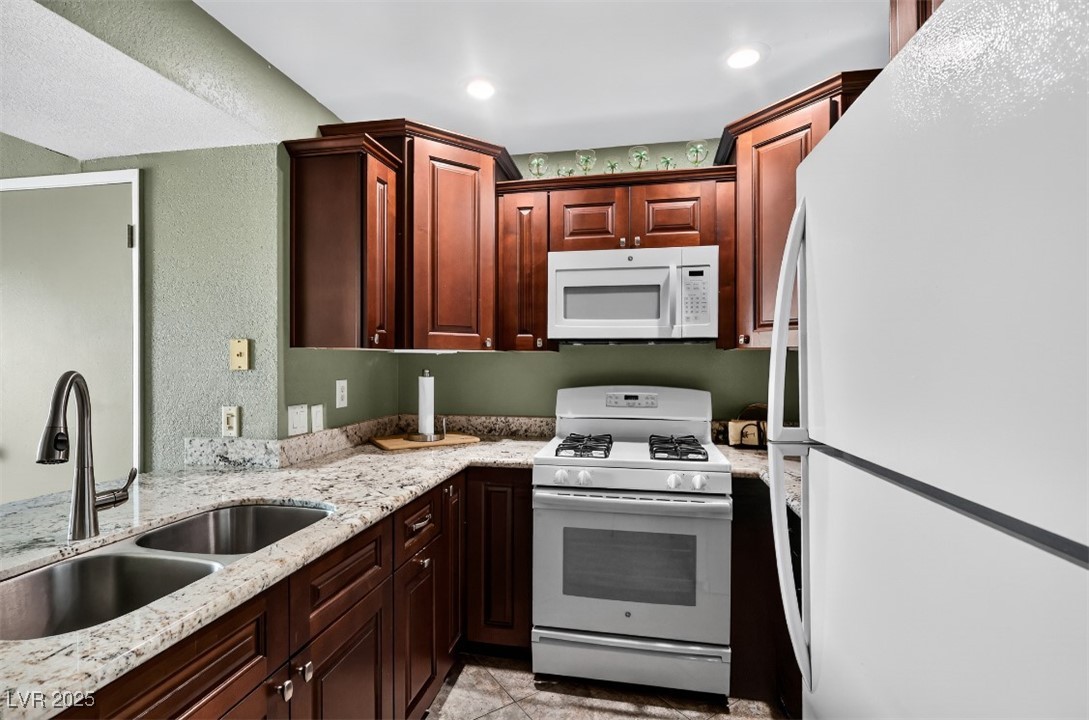 3830 Desert Marina Drive 170 Property Photo 10