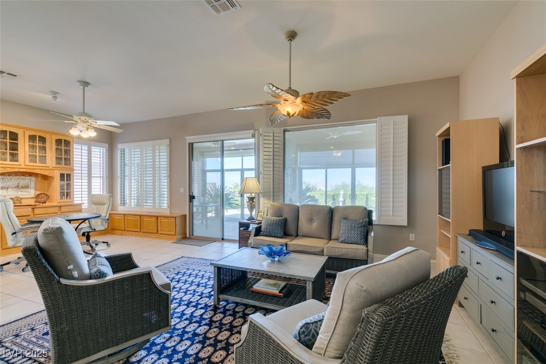 2112 King Mesa Drive Property Photo 5