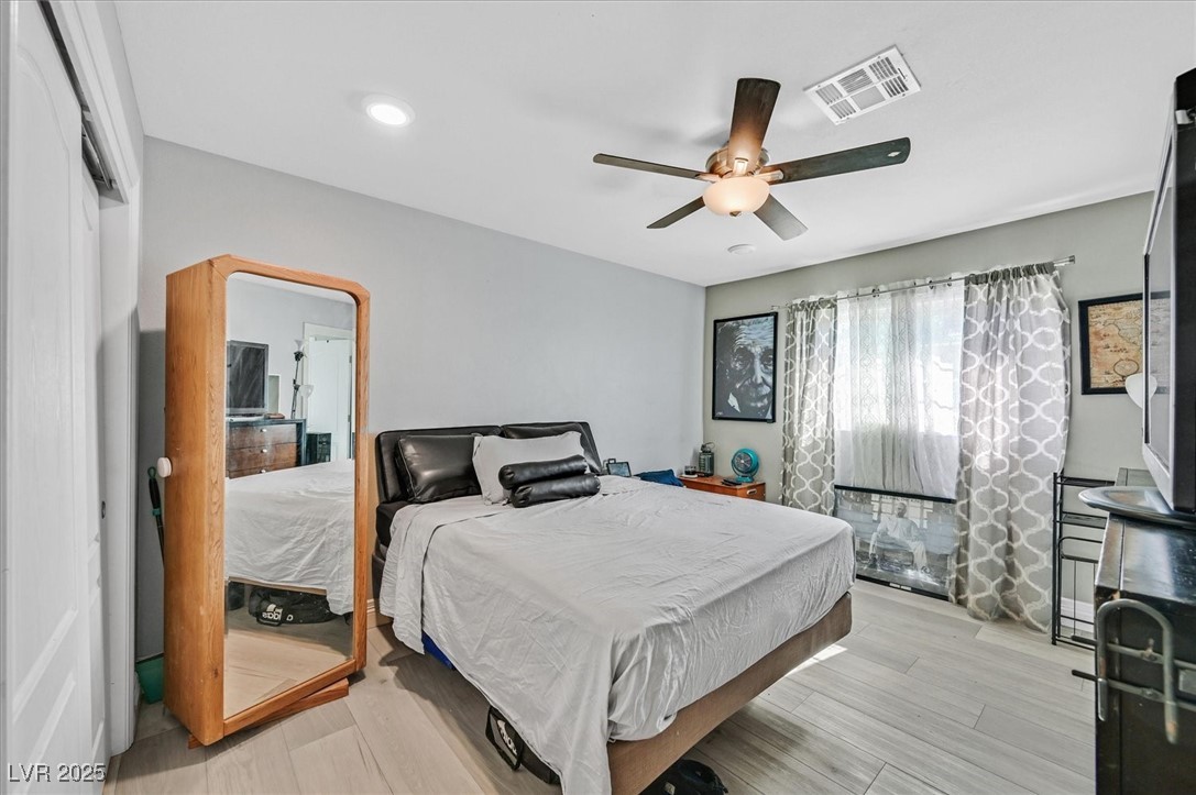 3085 Greenbriar Drive Property Photo 12