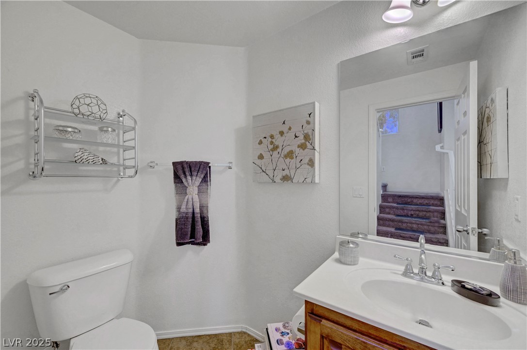 7384 Emerald Glow Street Property Photo 25