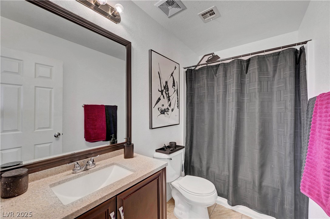 7384 Emerald Glow Street Property Photo 40