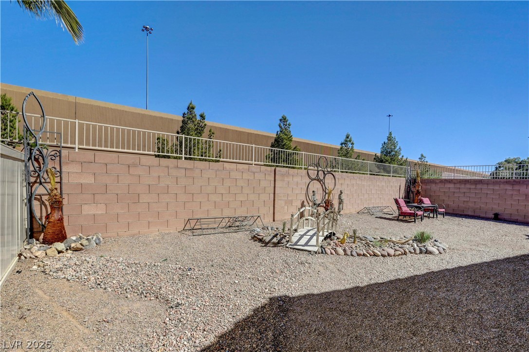 7384 Emerald Glow Street Property Photo 50