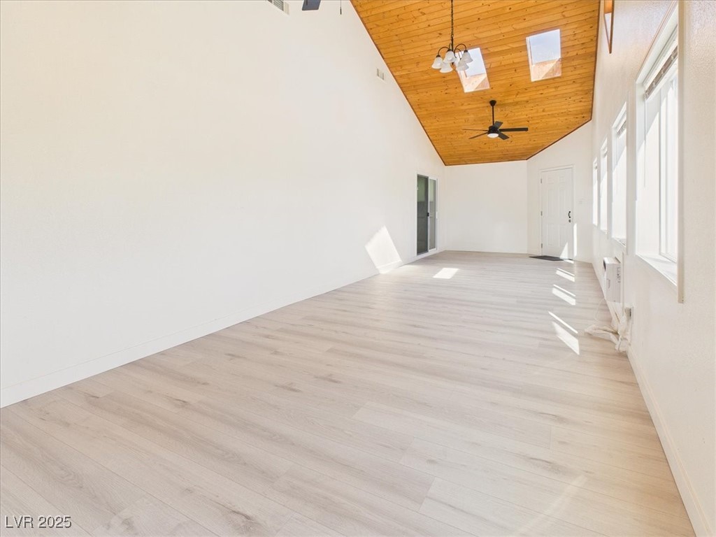 71 Union Pacific Street Property Photo 10