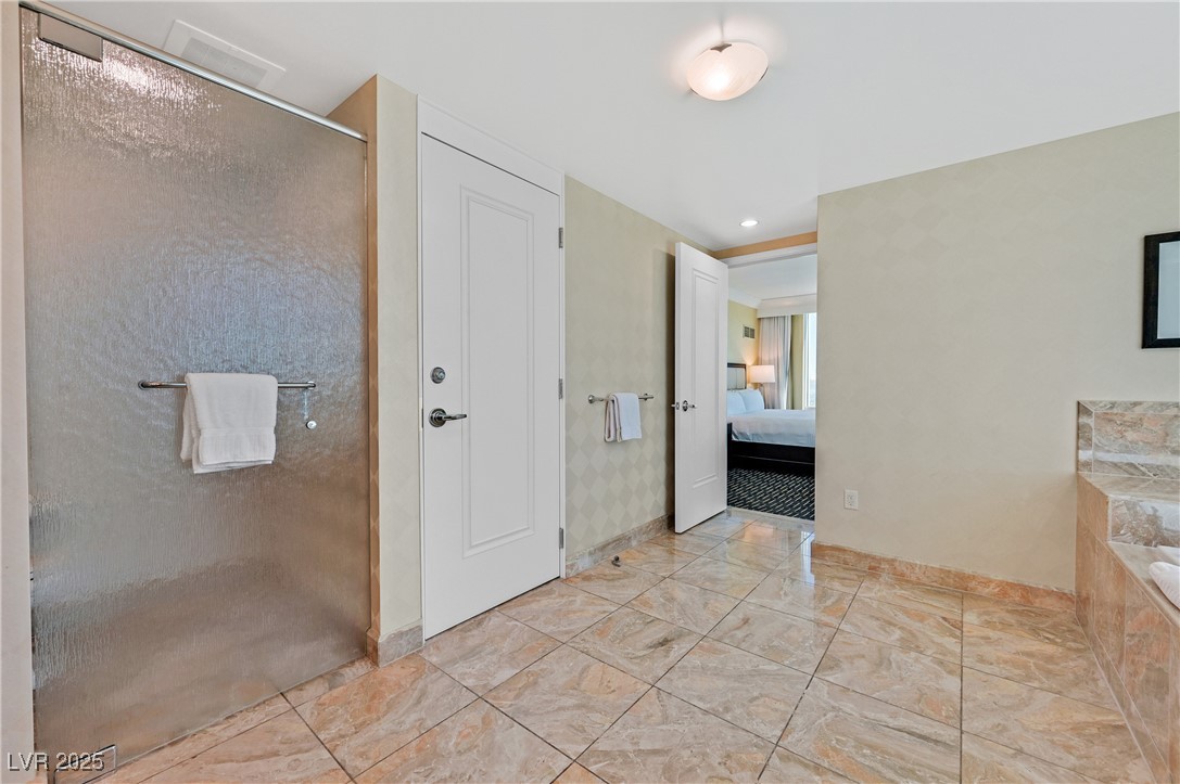 2719561 Property Photo 21