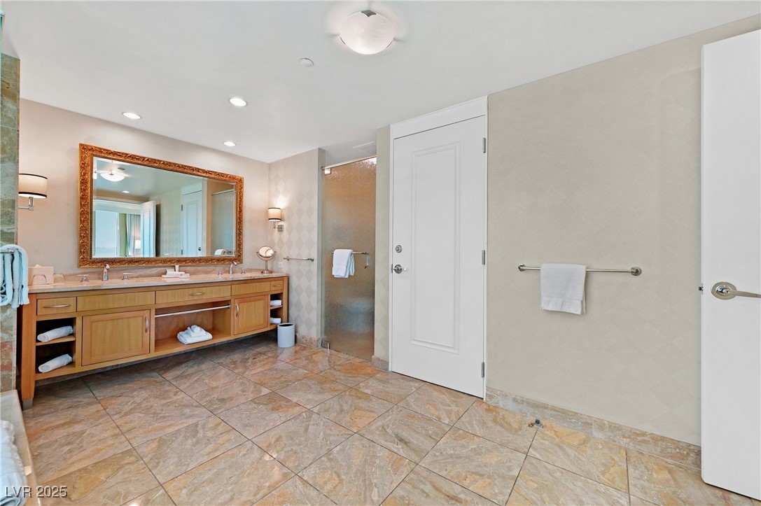 2719561 Property Photo 23