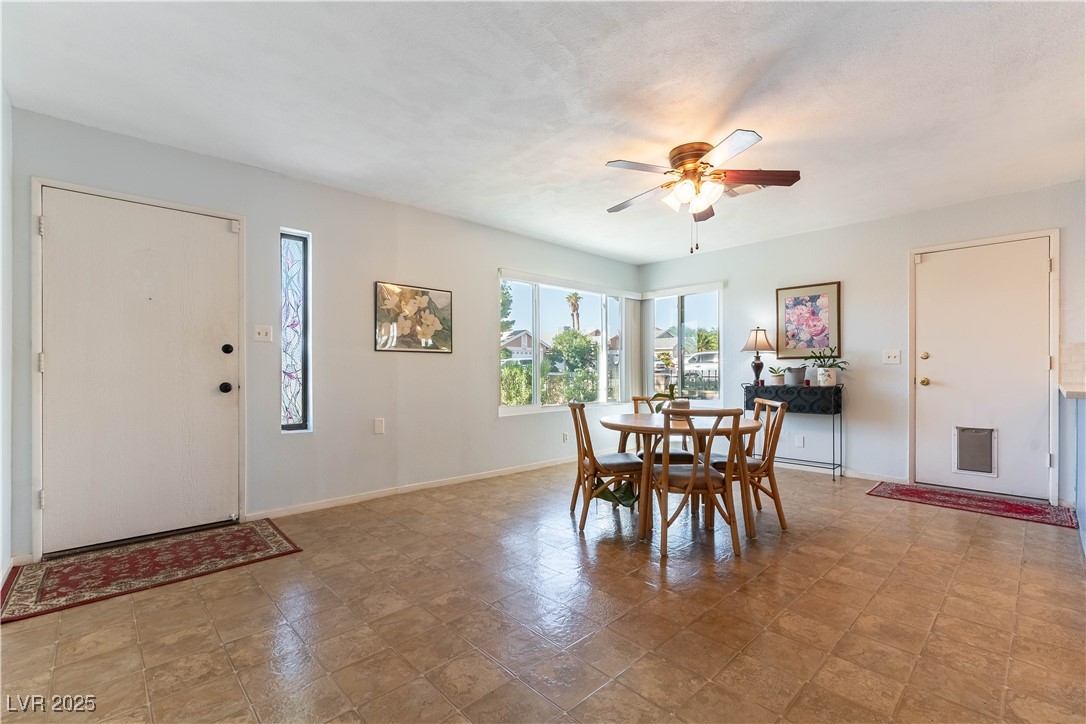 7150 Mountain Moss Drive Property Photo 10