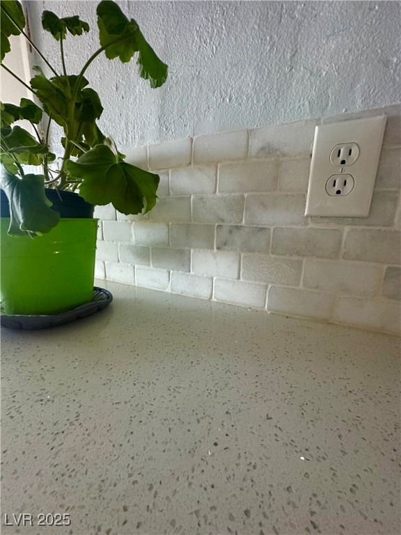 7150 Mountain Moss Drive Property Photo 14