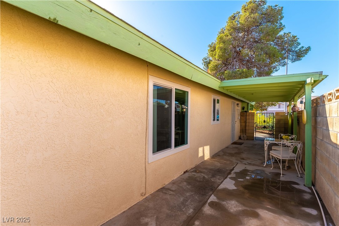 7150 Mountain Moss Drive Property Photo 39