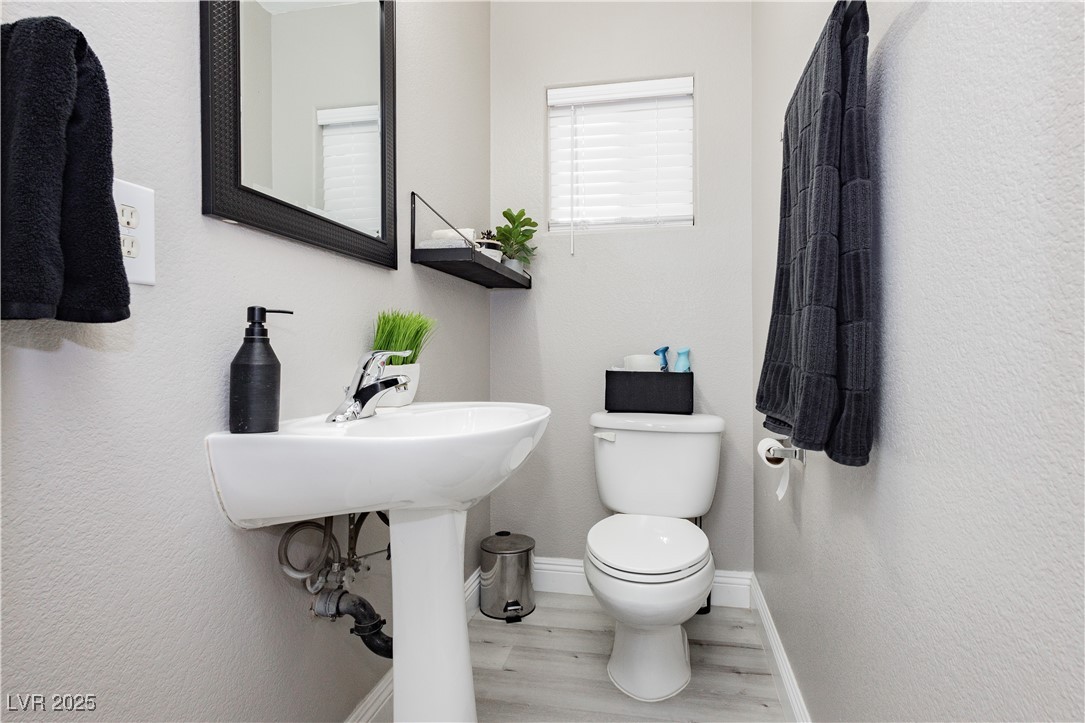 4774 Valleyside Avenue Property Photo 20