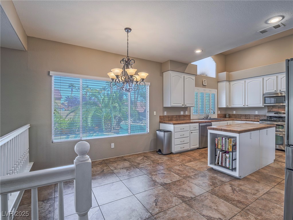 8412 Eagle Eye Avenue Property Photo 9