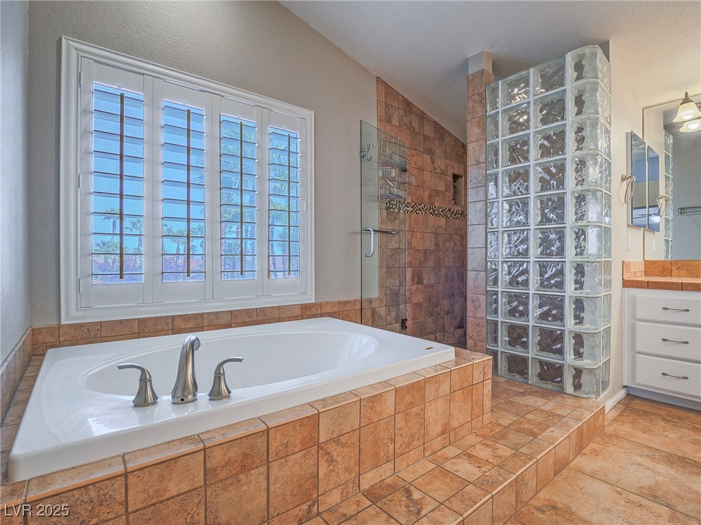 8412 Eagle Eye Avenue Property Photo 24