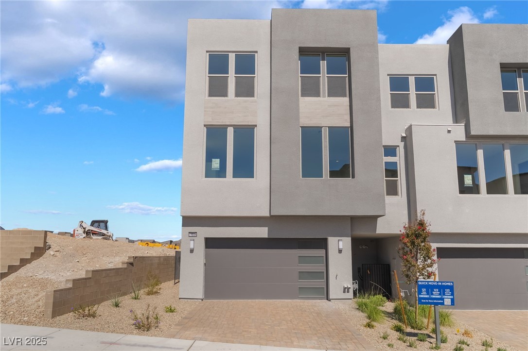11534 Hillrise Avenue Property Photo 1