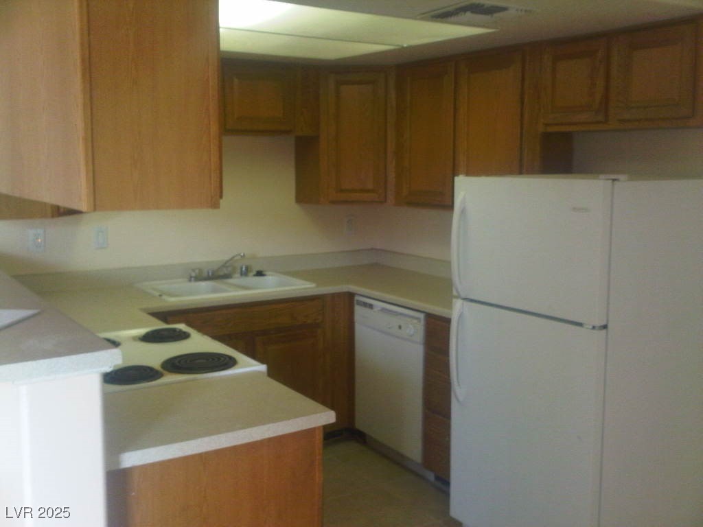 5165 Glendale Avenue B Property Photo 8