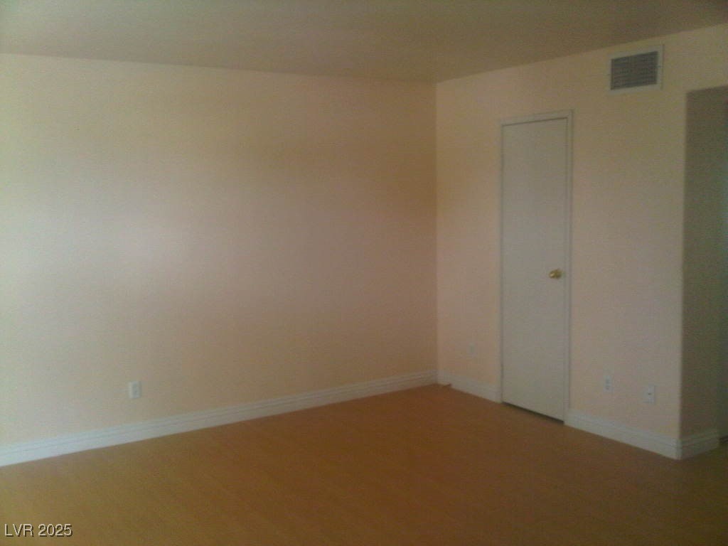 5165 Glendale Avenue B Property Photo 11