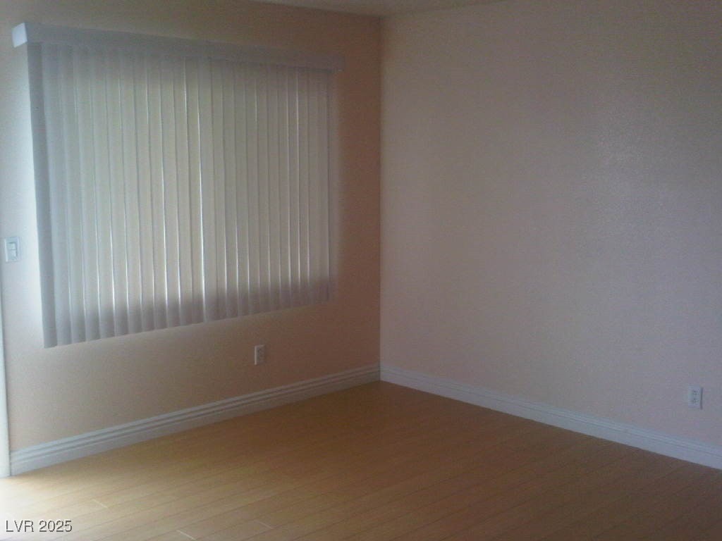 5165 Glendale Avenue B Property Photo 12