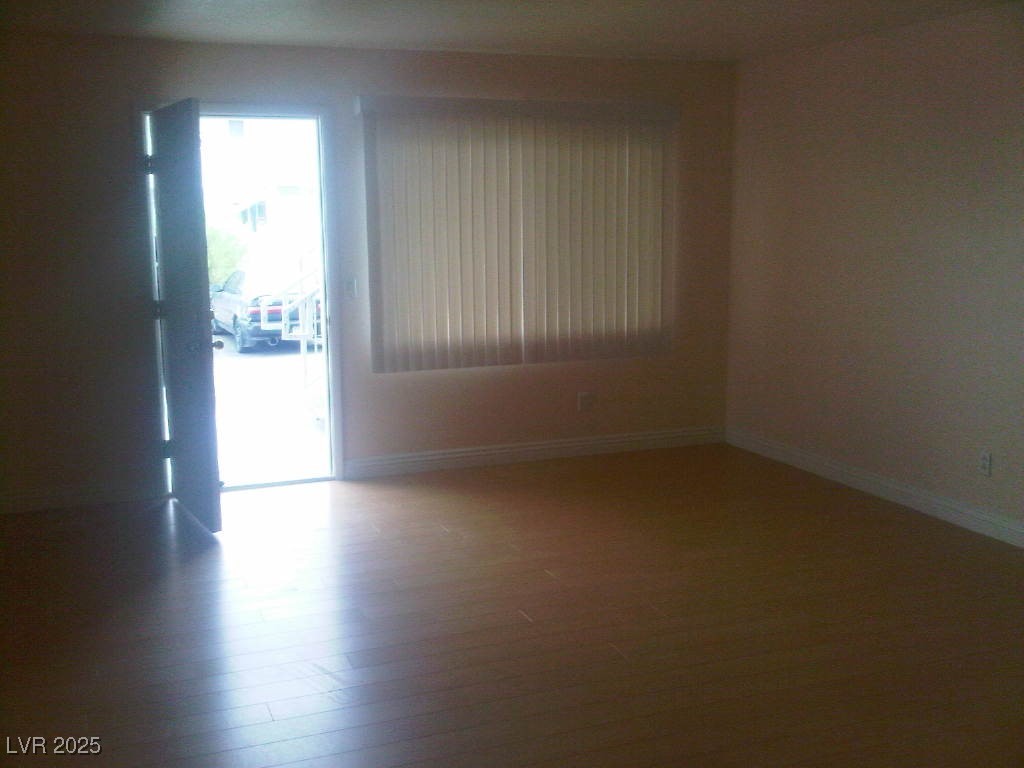 5165 Glendale Avenue B Property Photo 19