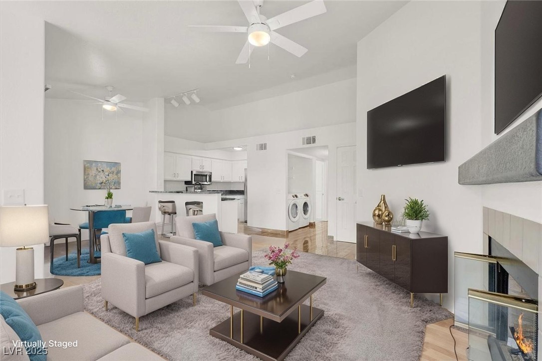 2251 Wigwam Parkway 1323 Property Photo 5