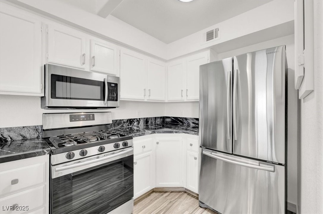 2251 Wigwam Parkway 1323 Property Photo 9