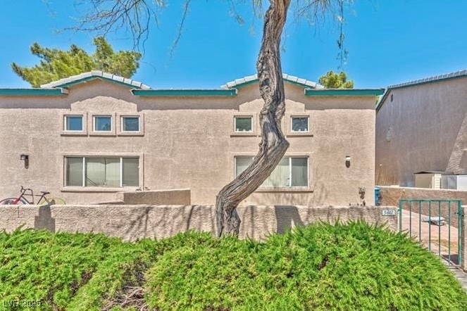5617 Open Court Property Photo